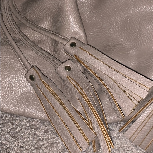 Old Navy Tan Fringe Purse - Picture 5 of 7